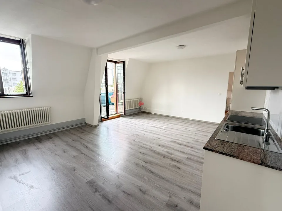 Modernes Wohnen an zentraler Lage mit schönem Balkon