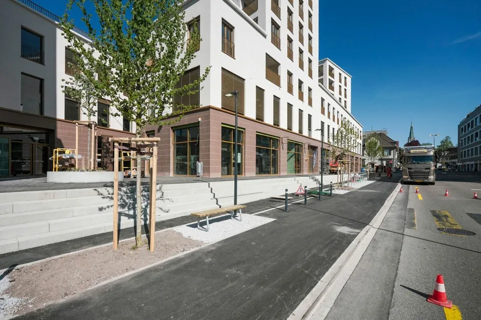 Votre surface de vente au rez-de-chaussée - emménagez et démarrez! – photo 8 sur 13