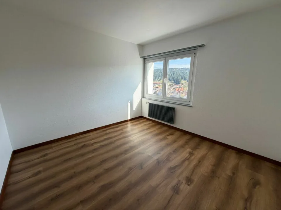 4.5 Zimmer Wohnung in Tramelan – Foto 6 von 8