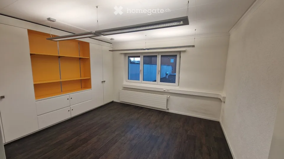 Bureaux modernes au 1er étage - 135 m² dans un emplacement central à Wetzikon