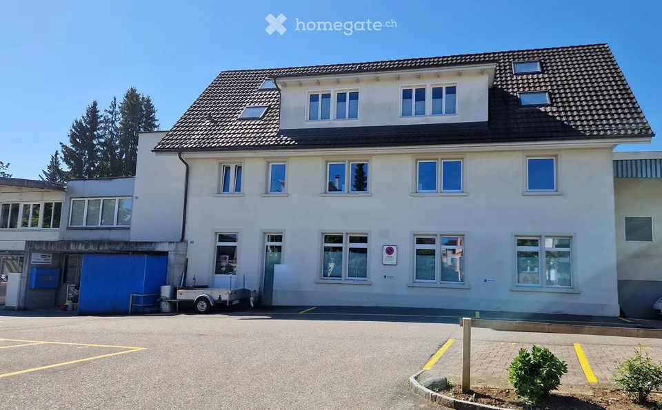 Moderne Büroräume im 1. OG - 135 m² an zentraler Lage in Wetzikon