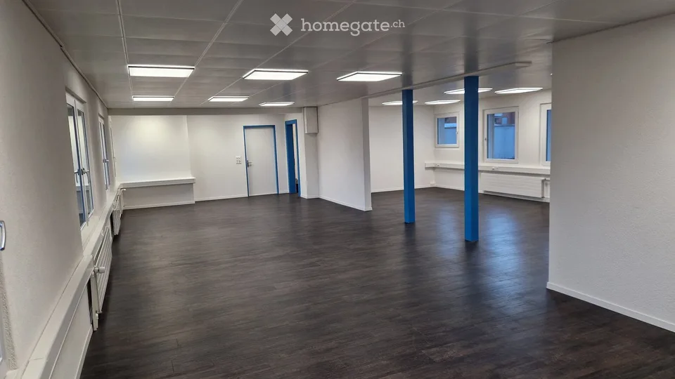 Bureaux modernes au 1er étage - 135 m² dans un emplacement central à Wetzikon