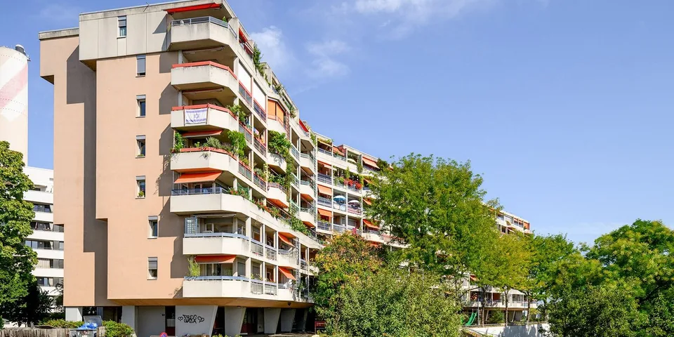 5,5-Zimmerwohnung, 122 m2, am Rheinufer / befristet bis 30.11.2026