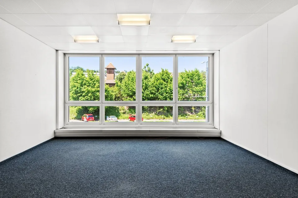 Das passende Büro für Sie! Pausenraum mit Teeküche zur Mitbenutzung.