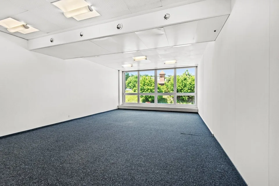Das passende Büro für Sie! Pausenraum mit Teeküche zur Mitbenutzung.