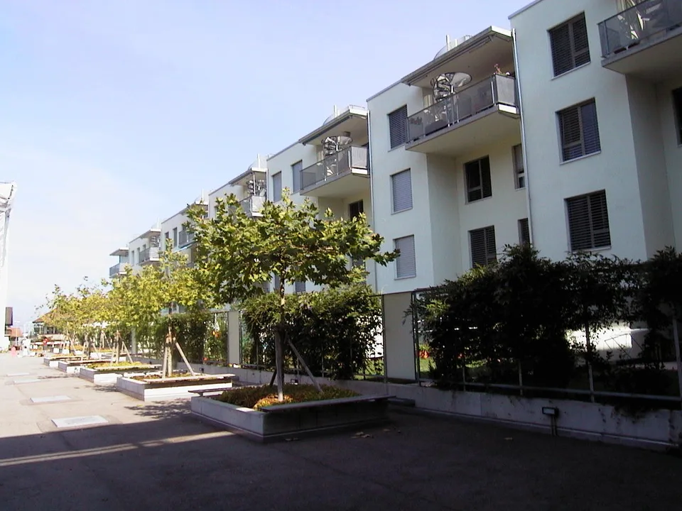 Einstellhallenplatz im Steinhofquartier