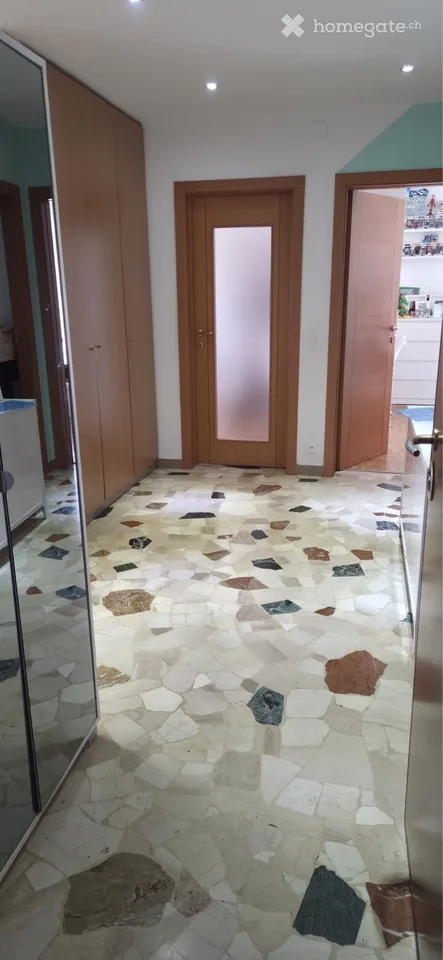 Location appartement 4.5 pièces à Cadempino