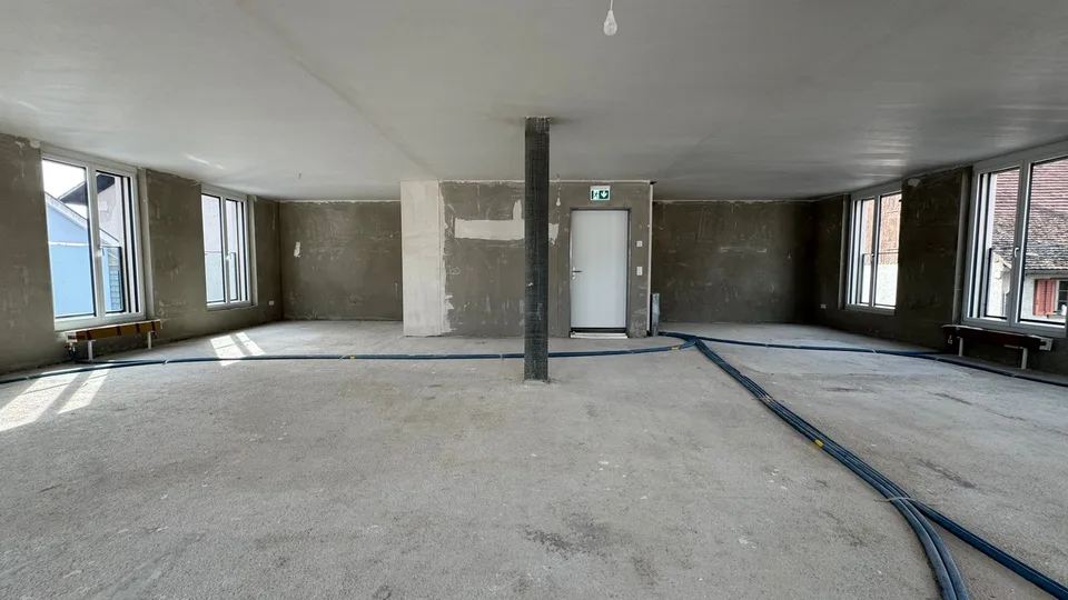 Spazio commerciale attraente al 2° piano di ca. 117 m² in un edificio nuovo