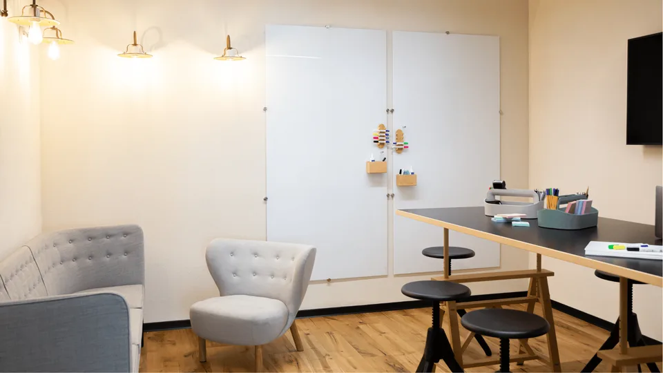 Vollmöbliertes Einzelbüro (All-inclusive Services) – Foto 8 von 15