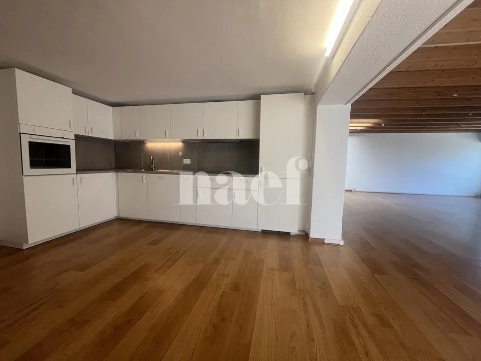 Vaste loft en ville de Neuchâtel