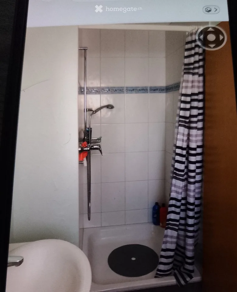 Chambre dans une maison unifamiliale