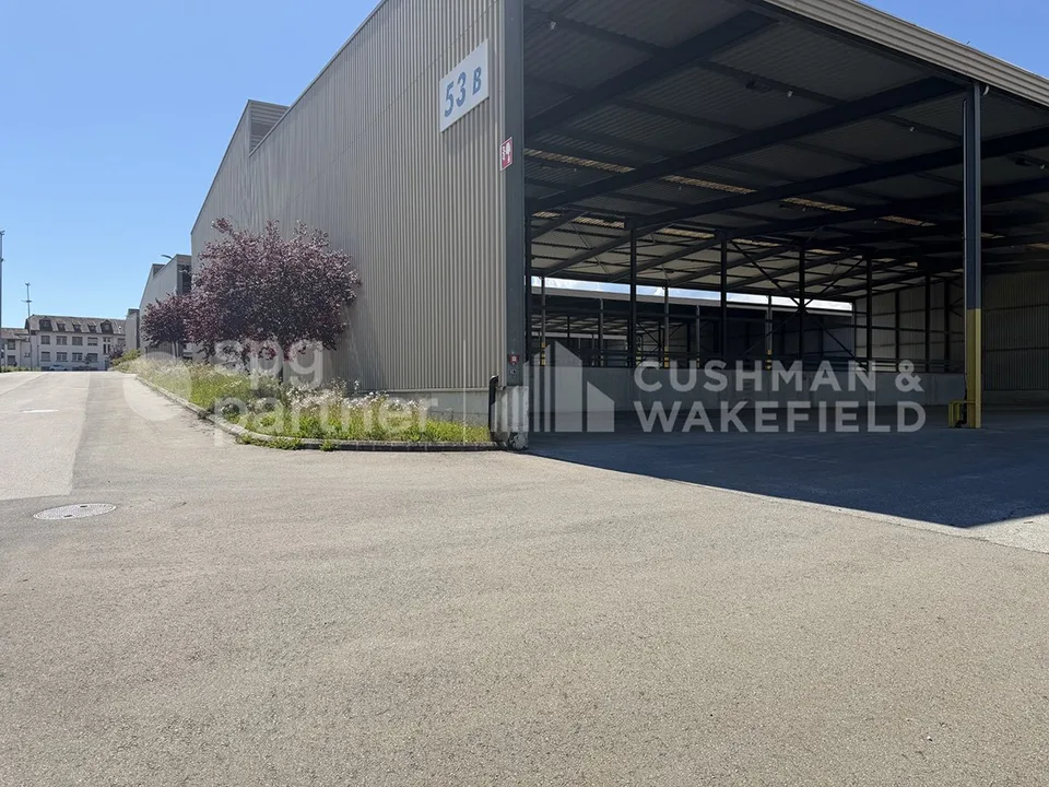 VERRERIE 2A Hall funzionali e modulabili nel cuore della Costa Vaud