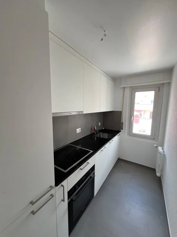 00177 - Appartamento 3 locali - Rouges-Terres 33 B - HAUTERIVE