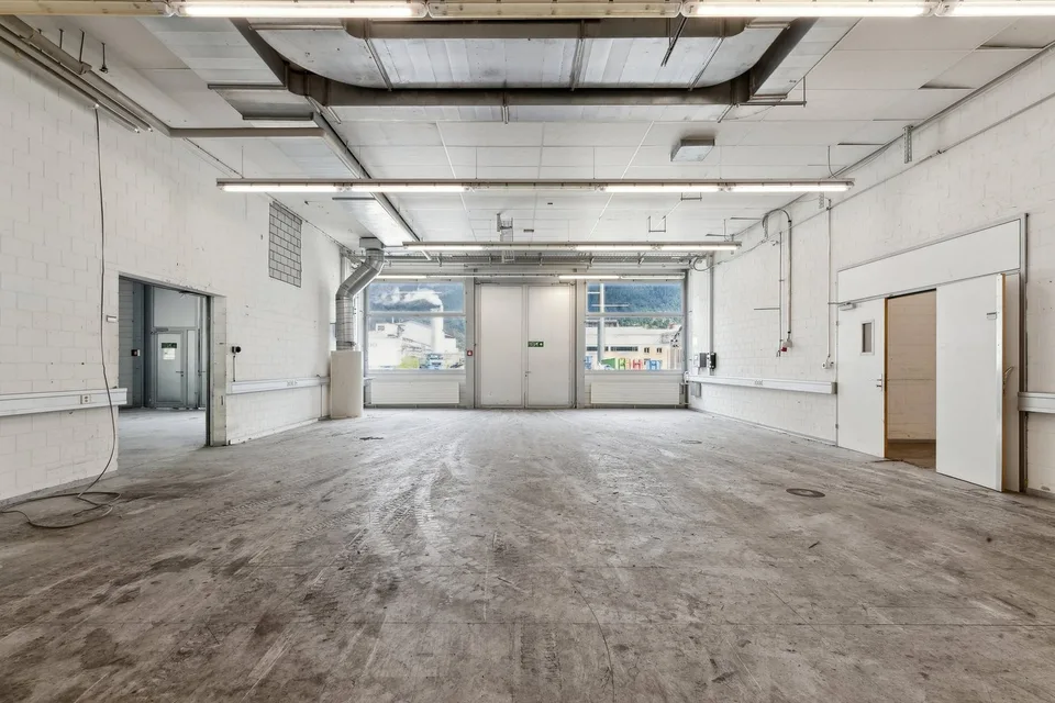 Industrie trifft Innovation Büro- und Gewerbeflächen auf renommiertem Areal – Foto 6 von 12