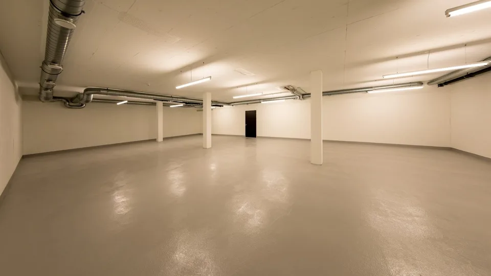 151 m2 Lagerraum zu vermieten  ideal für Ihre Bedürfnisse!