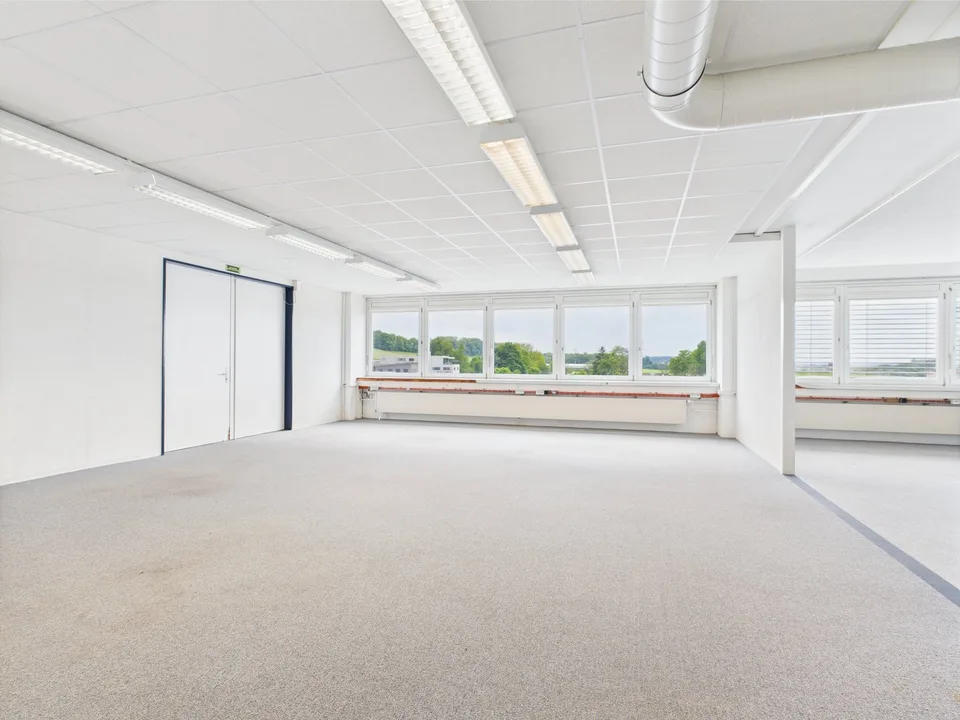310m2 moderne Bürofläche im 2. OG in Murten – Foto 7 von 19