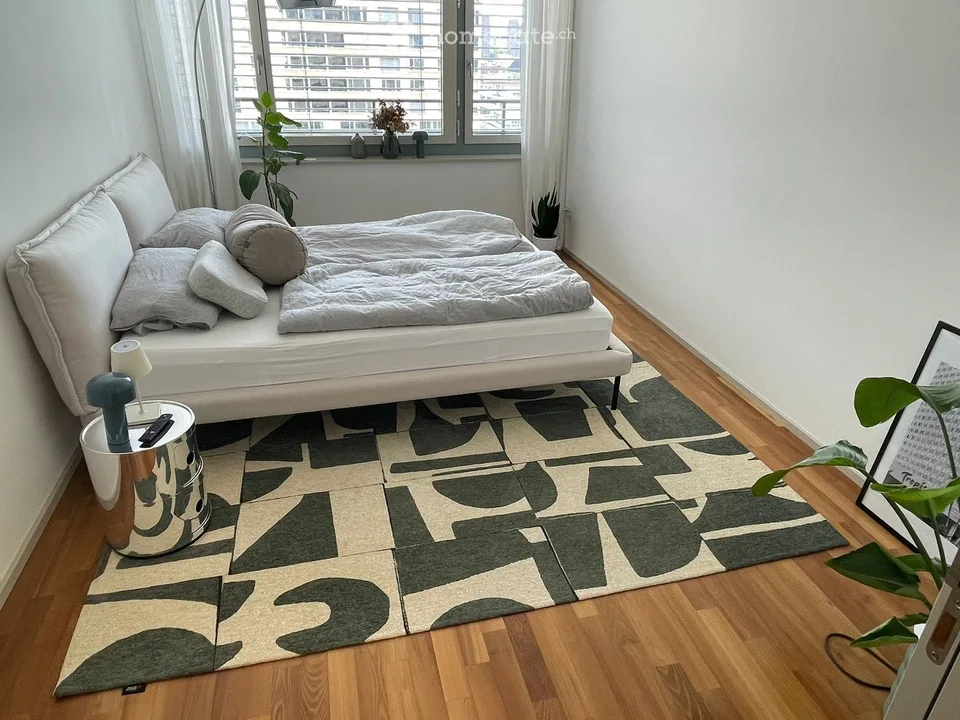 Flatmate wanted for 4.5-room apartment (luxurious, 13th floor), directly at Altstetten station!
