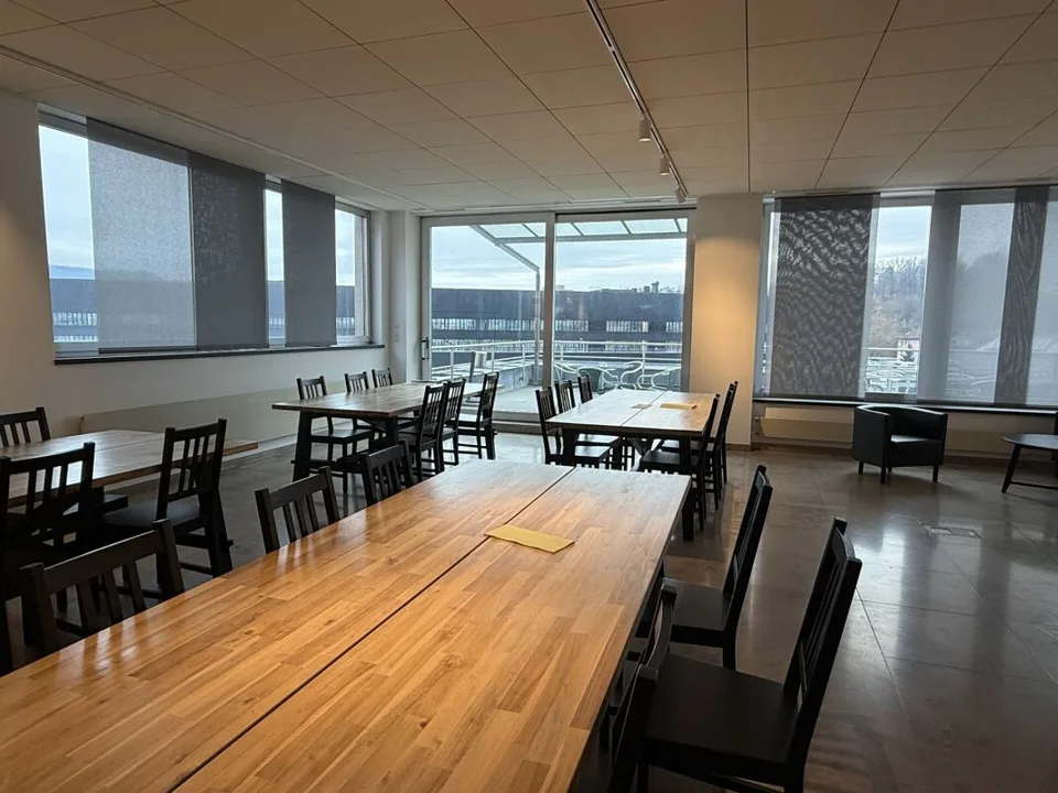 Espaces de bureau lumineux à Dreispitz – photo 8 sur 9