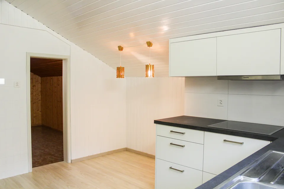 Appartement de 3.5 pcs au 1er étage  avec balcon et galetas