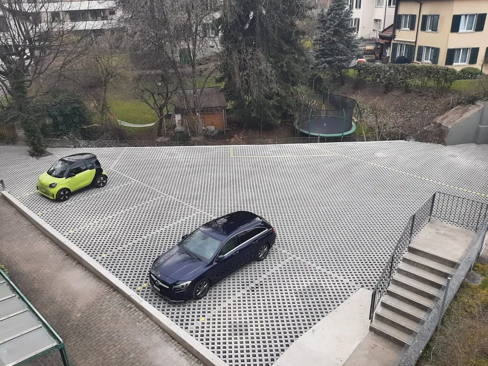Parkplatz zur Miete in Wetzikon ZH – Usterstrasse 73