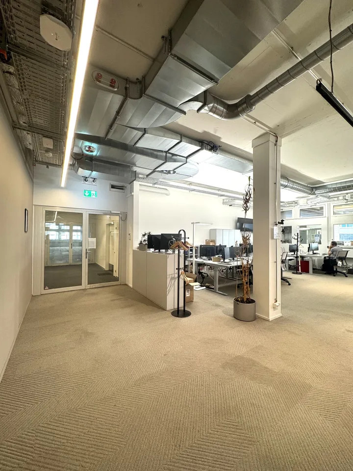 Moderne Bürofläche im Block 22 - Mitten in Zürich Altstetten
