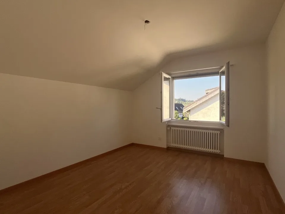 Bel appartement 4.5 pièces à Arch à louer !