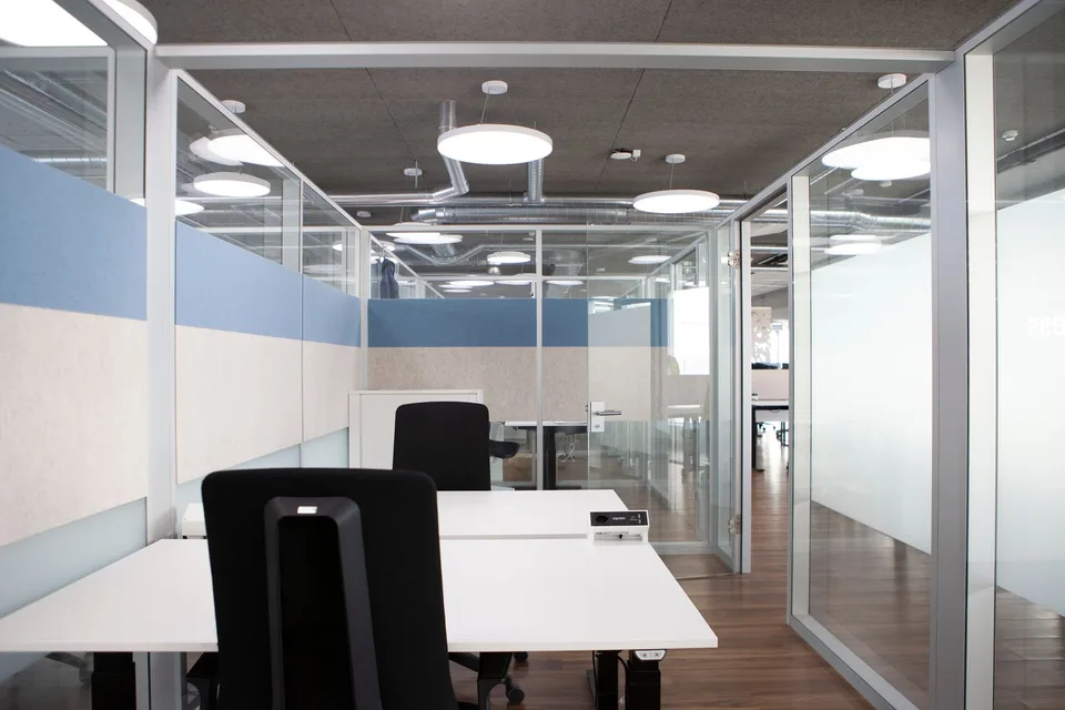 DOUBLE CUBICLE AB CHF 699 - OHNE DEPOT