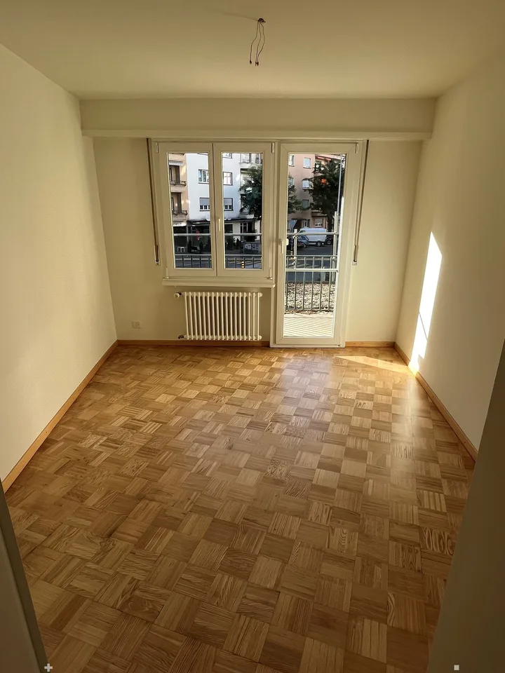 Praxis/Gewerbefläche an zentraler Lage wenige Gehminuten vom Bahnhof – Foto 7 von 9