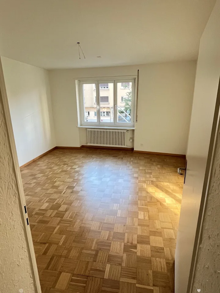 Praxis/Gewerbefläche an zentraler Lage wenige Gehminuten vom Bahnhof – Foto 6 von 9