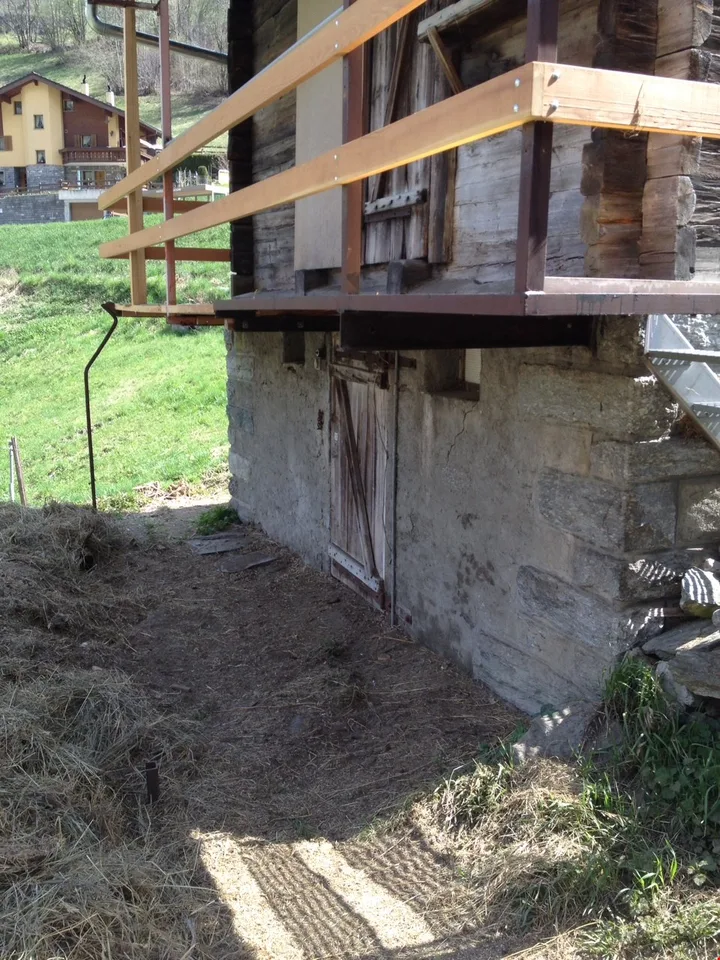 Lager/Stall in Milachru - Stalden – Foto 11 von 12