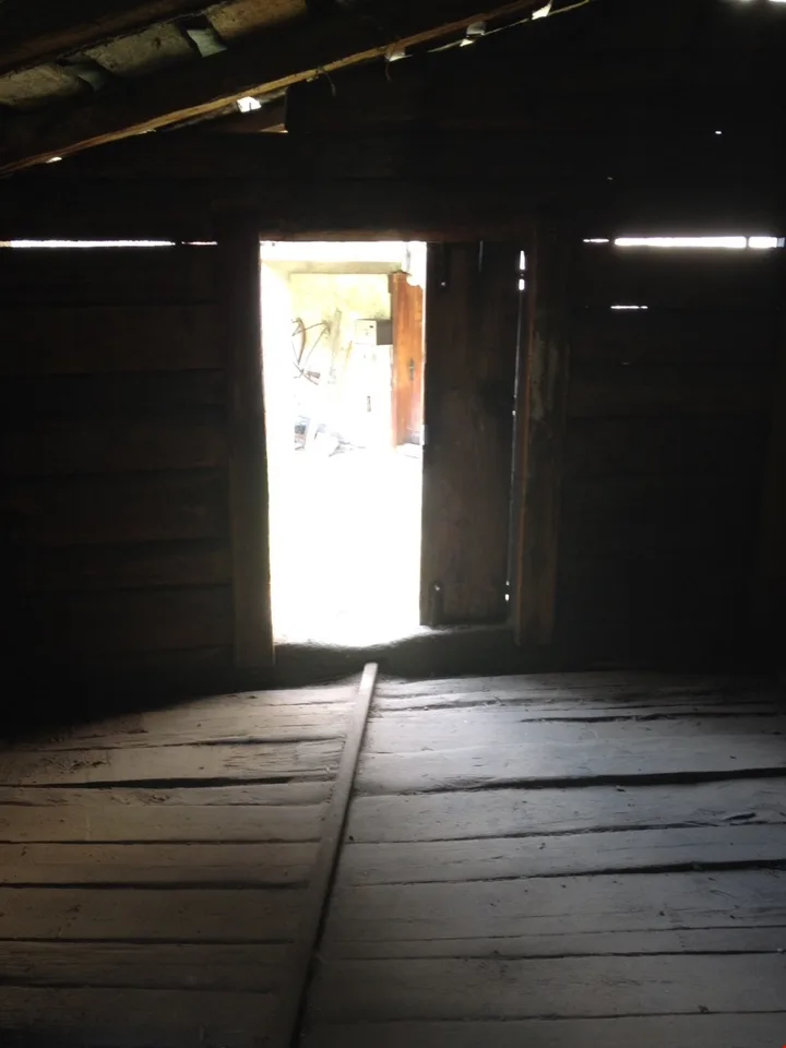 Lager/Stall in Milachru - Stalden – Foto 12 von 12