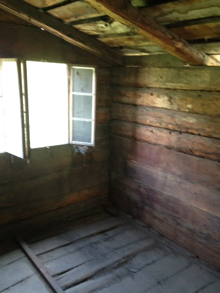 Lager/Stall in Milachru - Stalden – Foto 8 von 12