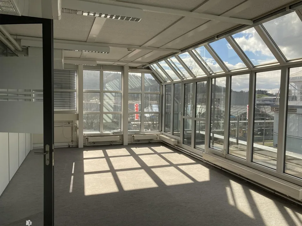 Moderne Büroflächen mit flexiblen Grundrissen