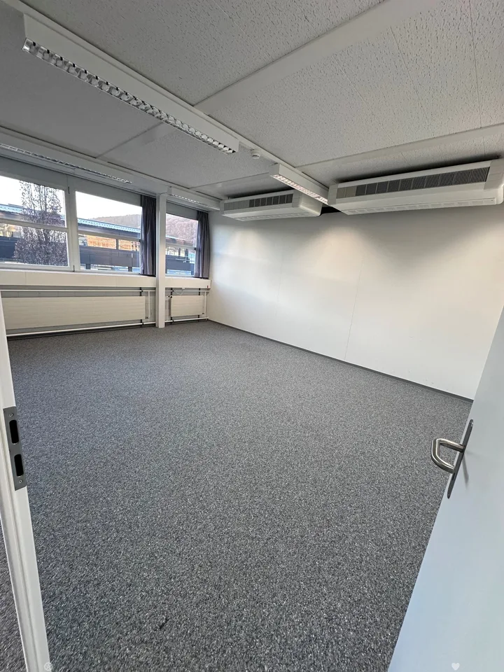 Moderne Büroflächen mit flexiblen Grundrissen – Foto 6 von 7