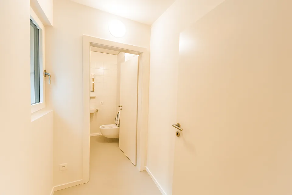 Bahnhof FFS Biasca: 90 m2 Open-Space-Büro