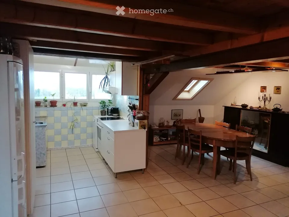 Zimmer 12m2 WG mansardiert schöne Aussicht abgelegene Farm Landschaft