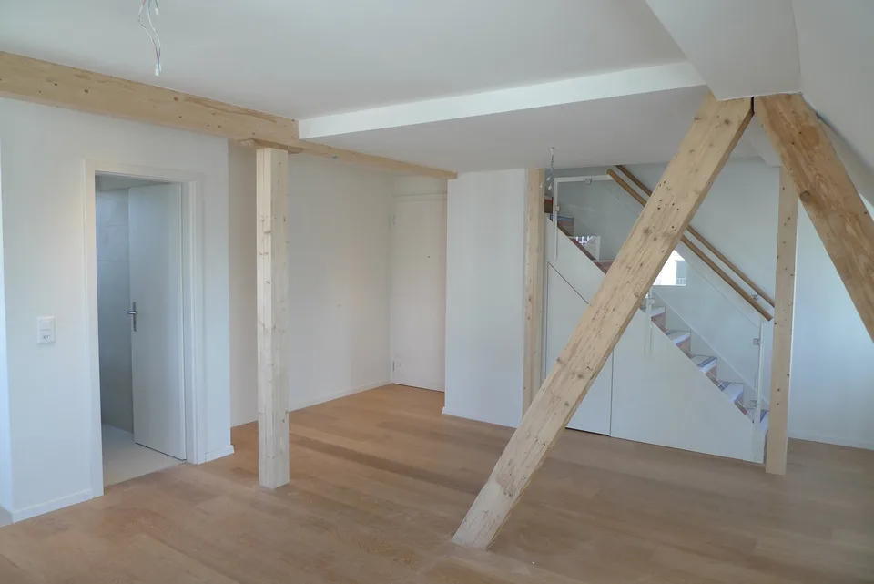 Charmante 2-Zimmer-Dachmaisonnette mit Dachterrasse