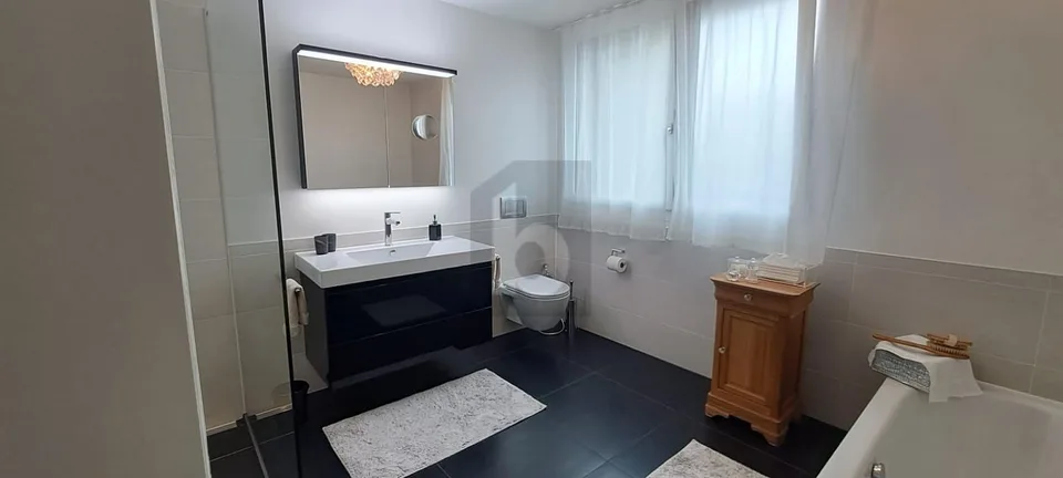 LUXE ET MEILLEURE QUALITÉ SUR DEUX ÉTAGES