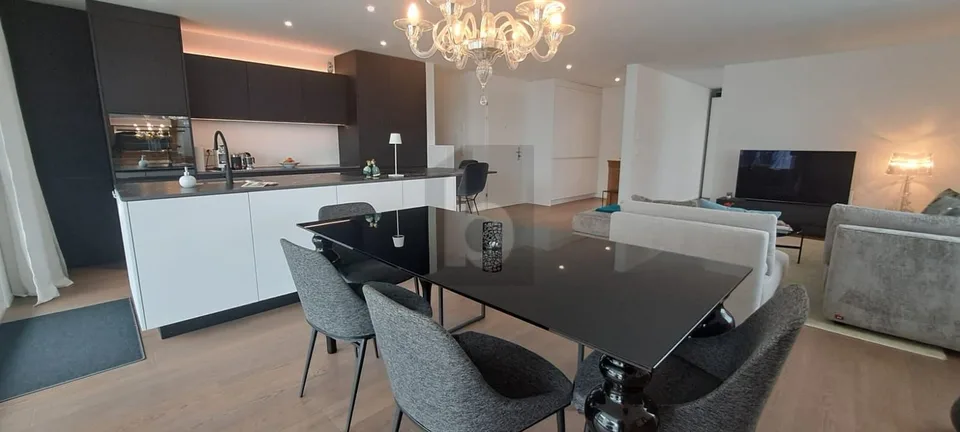LUXE ET MEILLEURE QUALITÉ SUR DEUX ÉTAGES