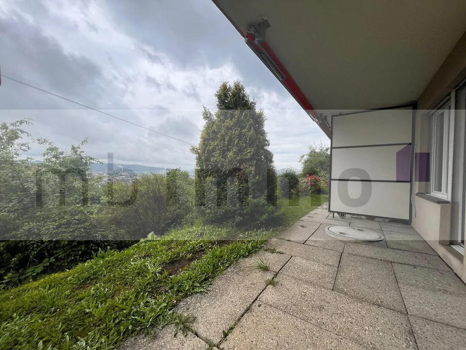 Studio avec terrasse