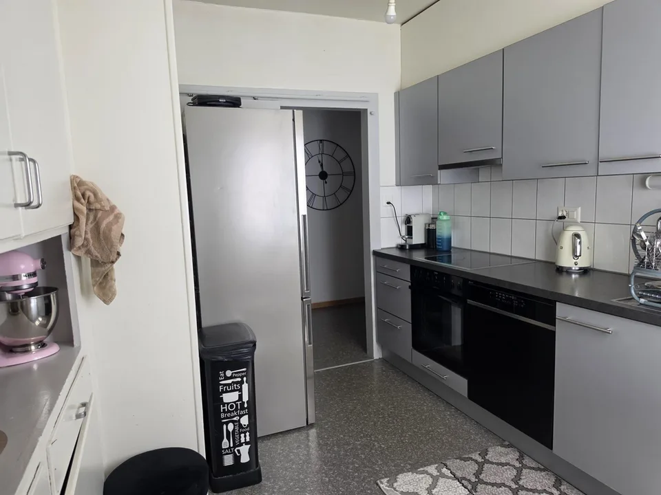 Wohnung 4 Zimmer 92 m2 3. Stock ohne Aufzug