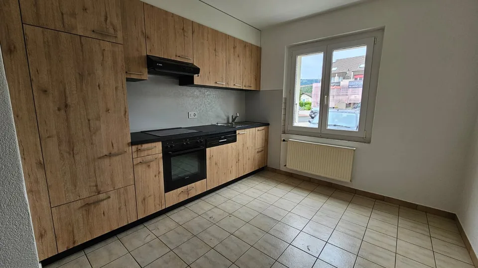 Bel appartement de 3 pièces au rez