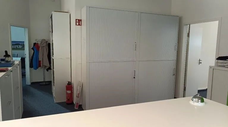 Geräumige Gewerbefläche in Hombrechtikon zu vermieten ab Juli 2026!