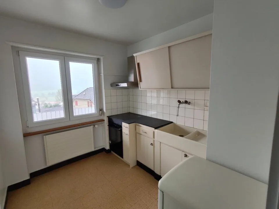 Appartamento di due locali con ampio balcone e ascensore!