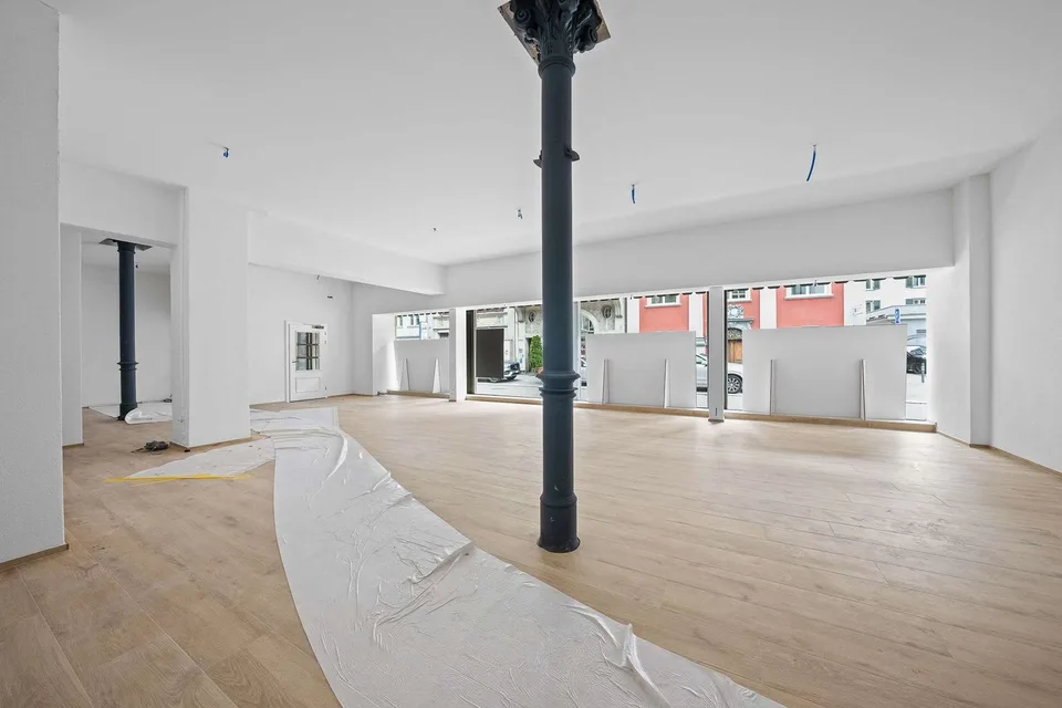 Unità commerciale attraente 170 m², appena ristrutturata