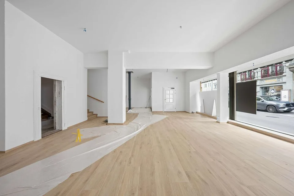 Unità commerciale attraente 170 m², appena ristrutturata