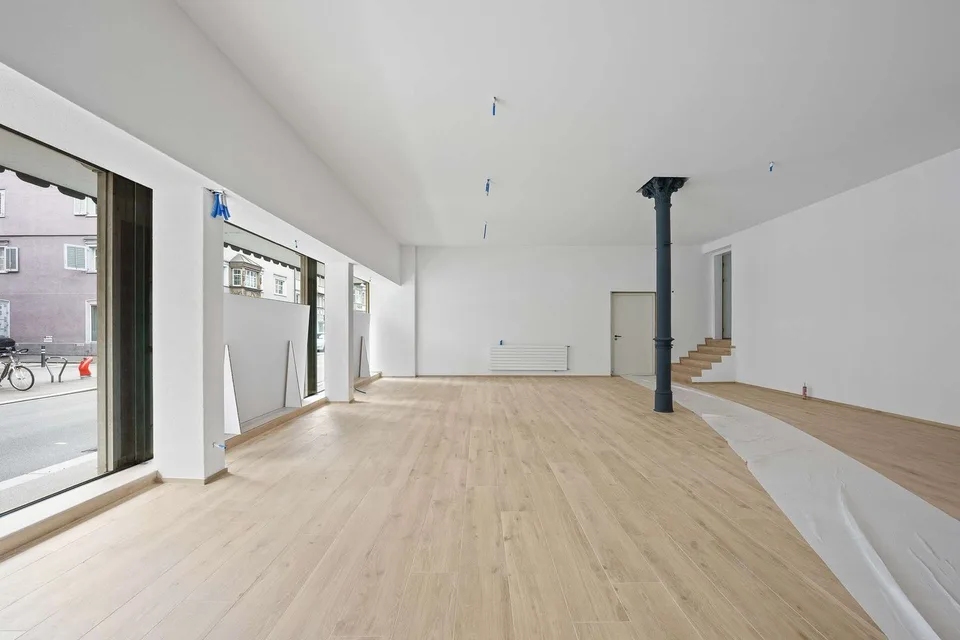 Unità commerciale attraente 170 m², appena ristrutturata