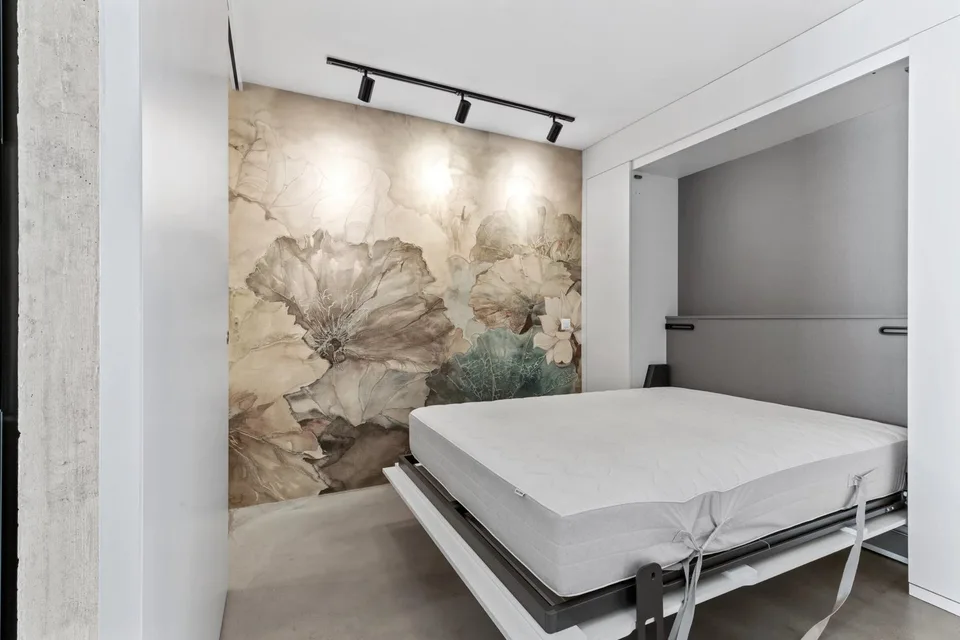 Bel appartement / loft au 4ème étage de 2.5 pièces avec possibilités d'en faire à 3.5 pièces de 150m2 – photo 11 sur 13