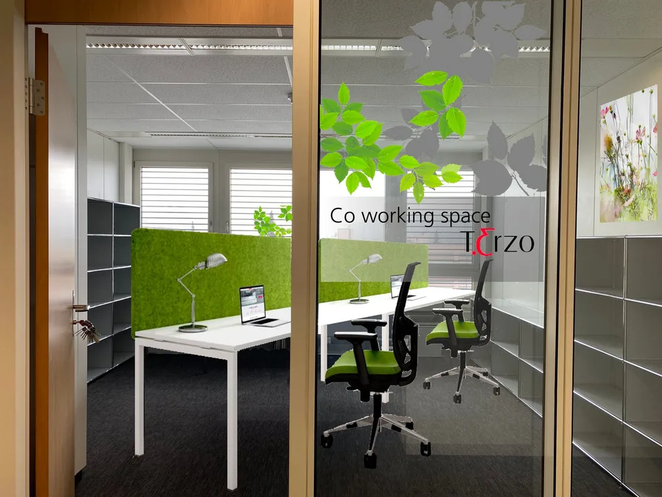 Coworking Space mit 4 vollausgestatteten Arbeitsplätzen
