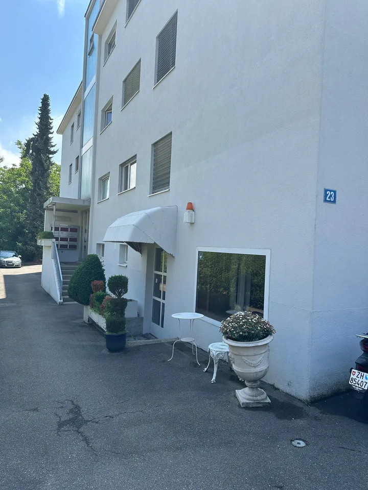 Gewerbefläche zur Miete im Untergeschoss – Rümlang, Schulstrasse 23
